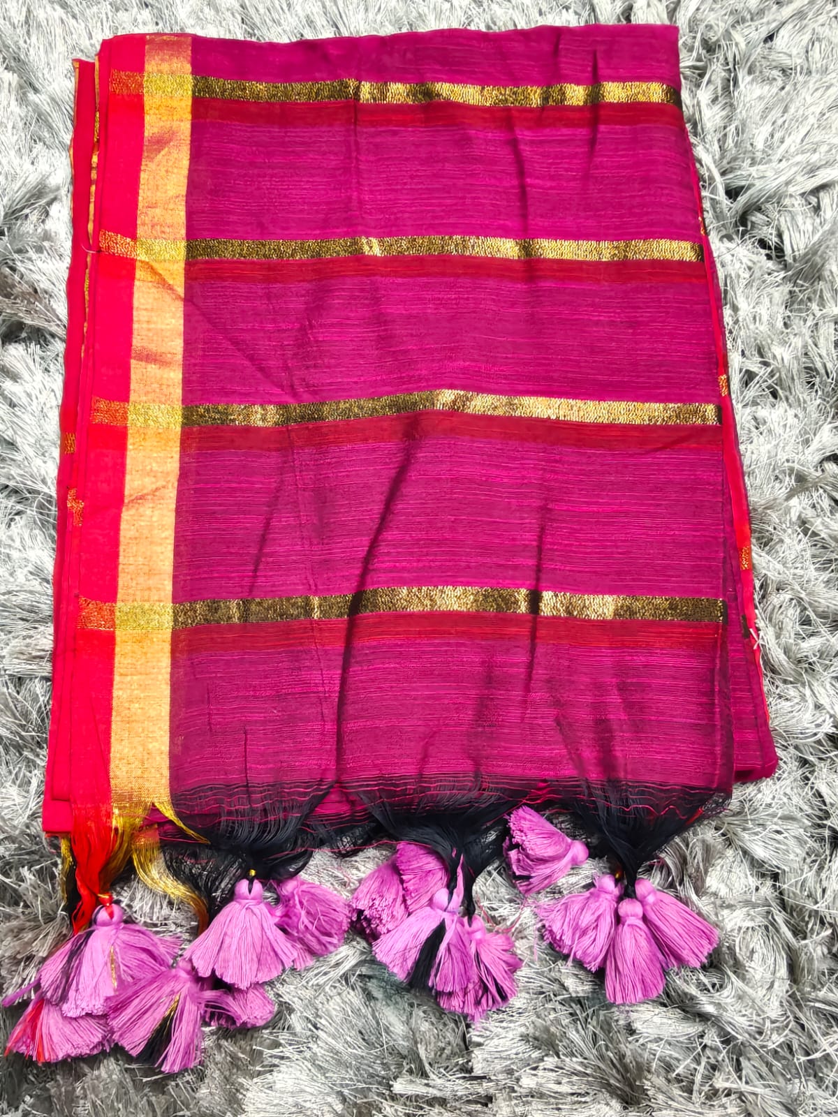 Soft Cotton Saree with Elegant Zari Line Detailing
