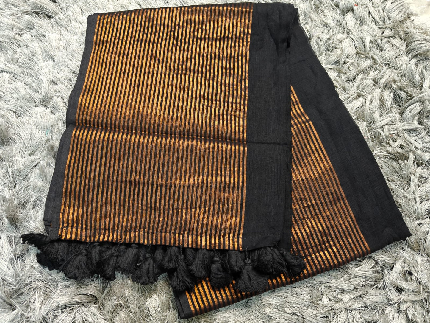 Soft Mul Cotton Saree with Zari Lines Border