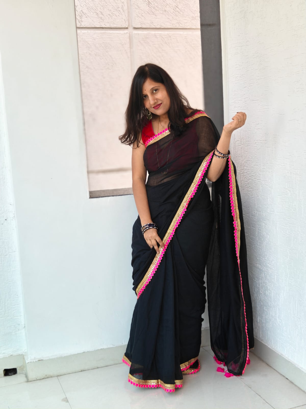 Premium 120 TC Mul Cotton Saree with Elegant Lace Border