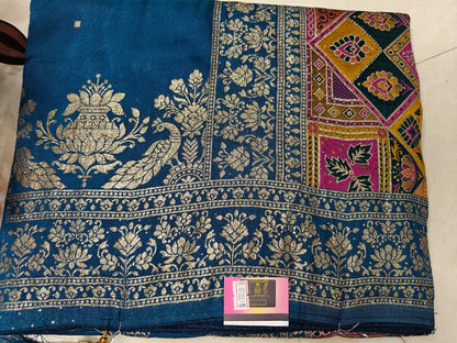 Dola Silk Saree with Meenakari Anchal and All‑Over Buttis  🧼