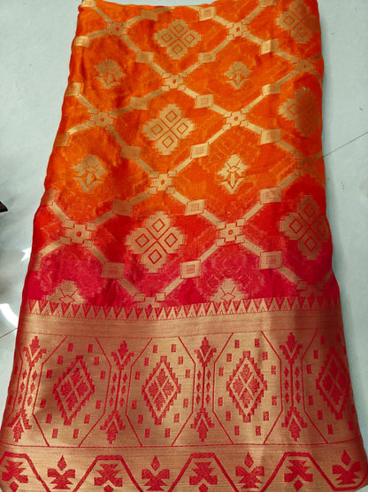 Dual Shade Georgette Saree with Elegant Weaving Design