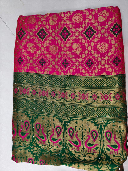 Jacquard Silk Saree with Heavy Weaving & Contrast Blouse