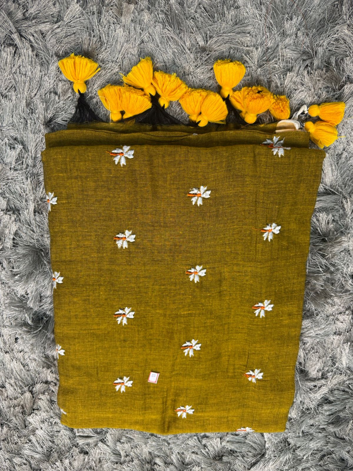 🌿 Parijat Embroidered Mul Cotton Saree