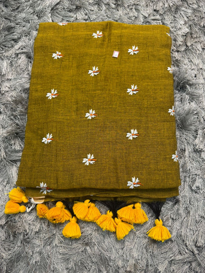 🌿 Parijat Embroidered Mul Cotton Saree