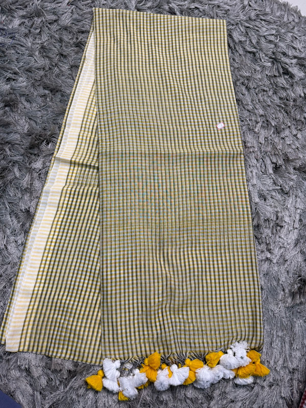 🌿 Checked Pattern Mul Cotton Saree