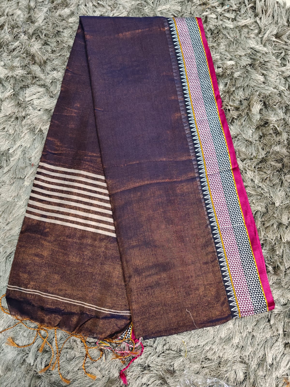 Khadi Tissue Saree with Traditional Chatai Border & Running Blouse ✨