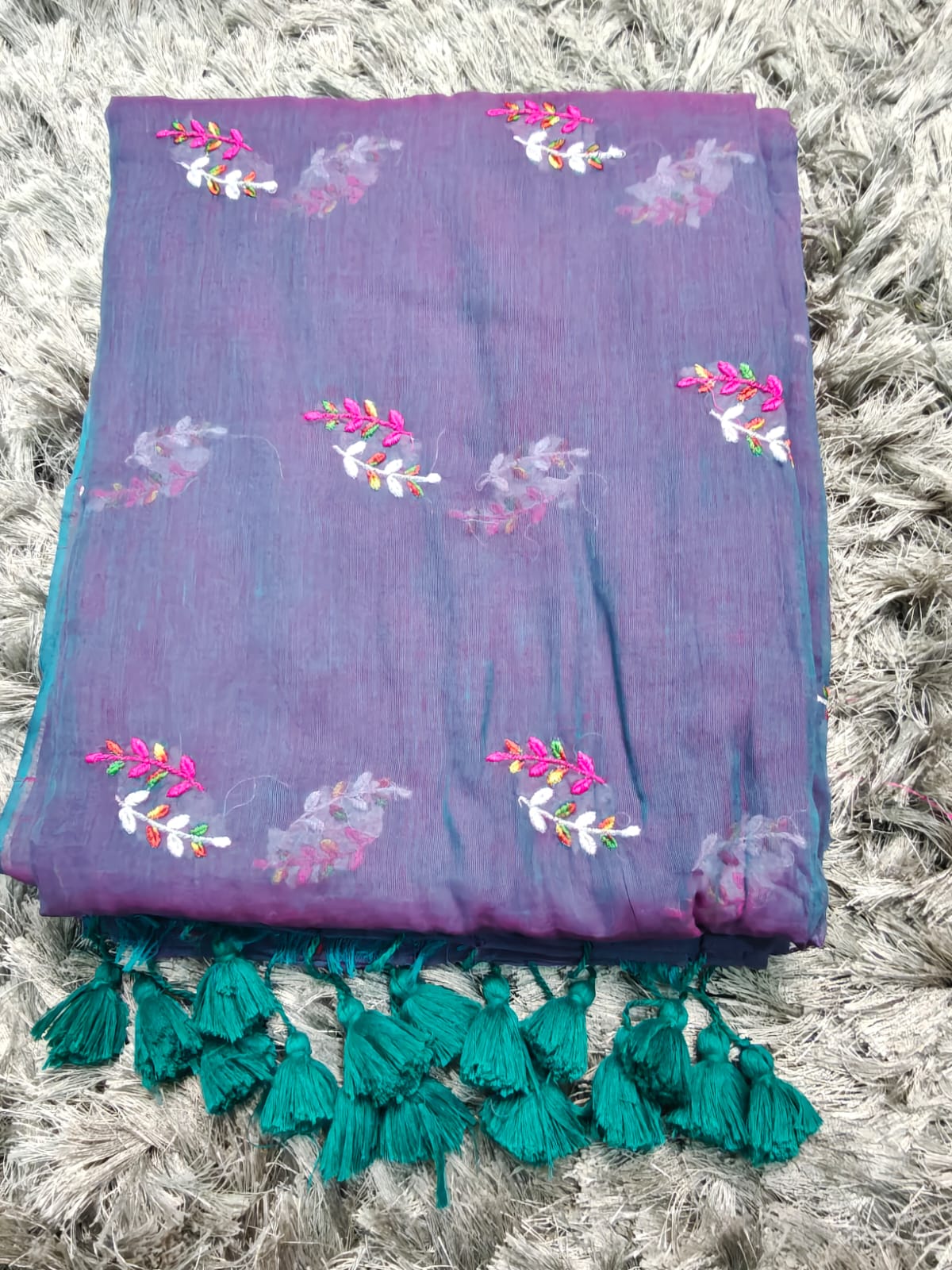 Leaf Embroidered Premium 120 TC Mul Cotton Saree